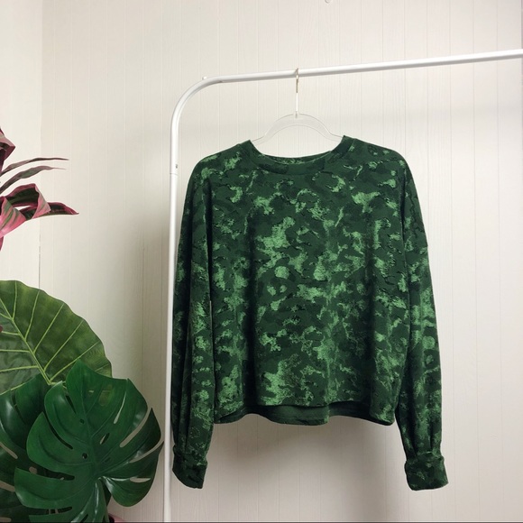 NWOT >> Freshman >> Burnout Sweatshirt >> M